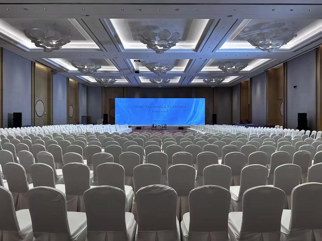 華容策劃 專業承接商業活動搭建與會議會展服務